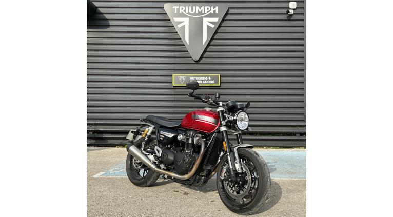 TRIUMPH SPEED TWIN 1200