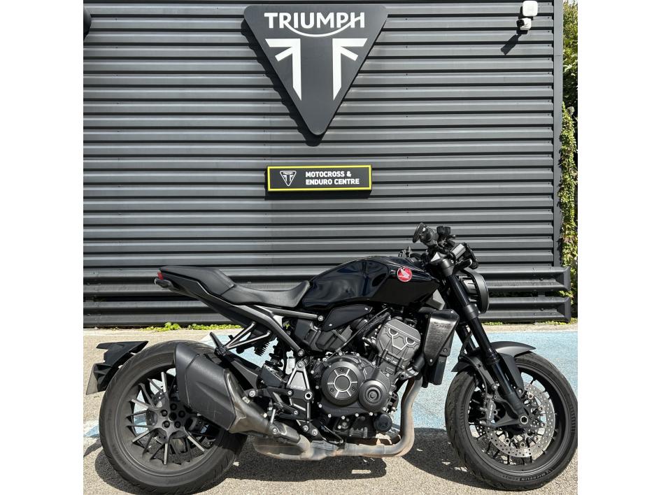 HONDA CB 1000 R