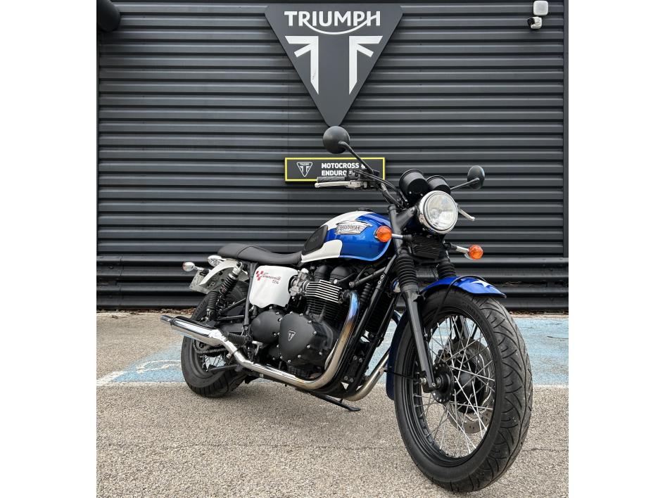TRIUMPH Bonneville T214