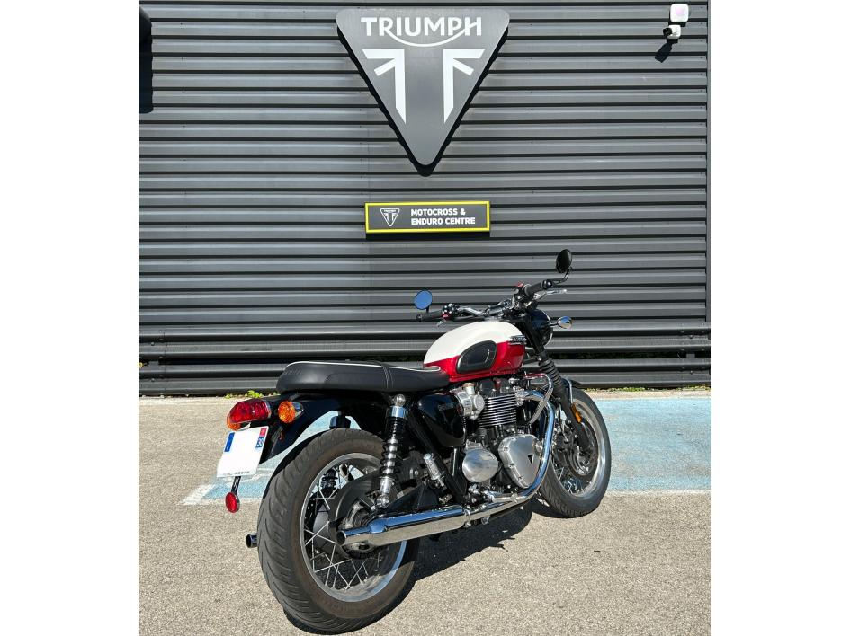 TRIUMPH BONNEVILLE T120