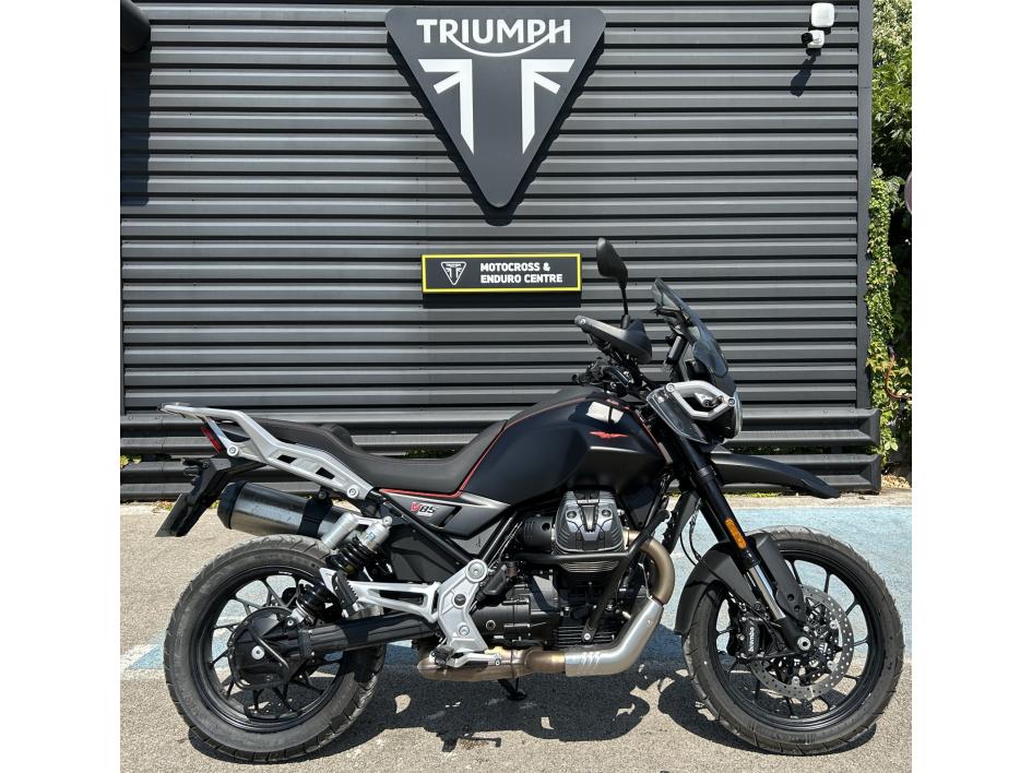 MOTO GUZZI V85 STRADA