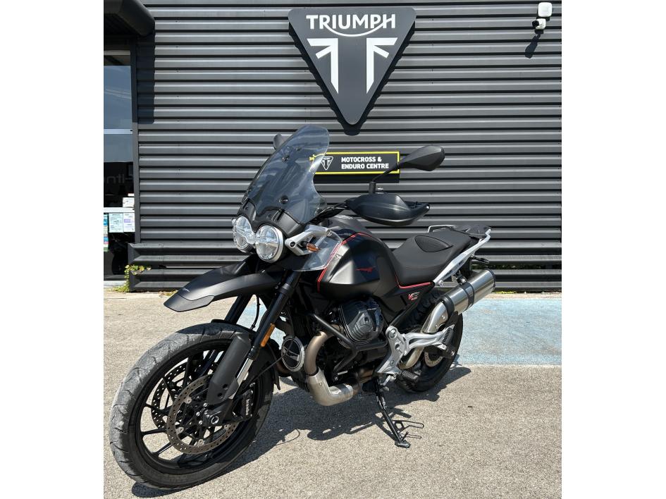 MOTO GUZZI V85 STRADA
