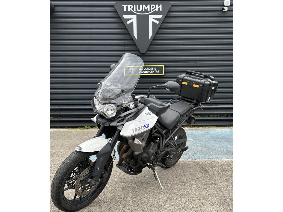 TRIUMPH TIGER 800 XR