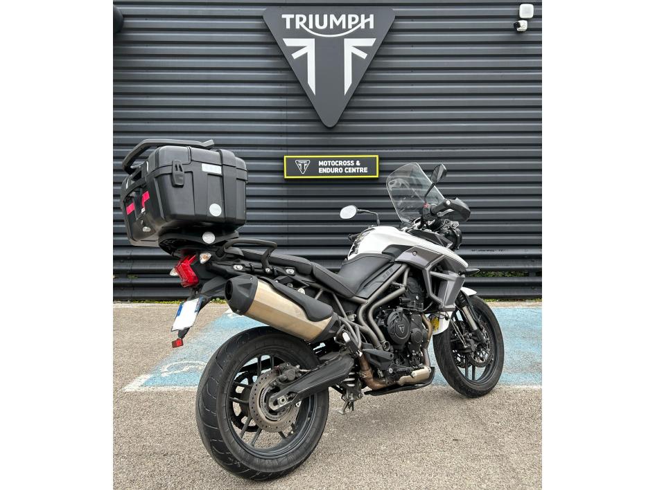 TRIUMPH TIGER 800 XR