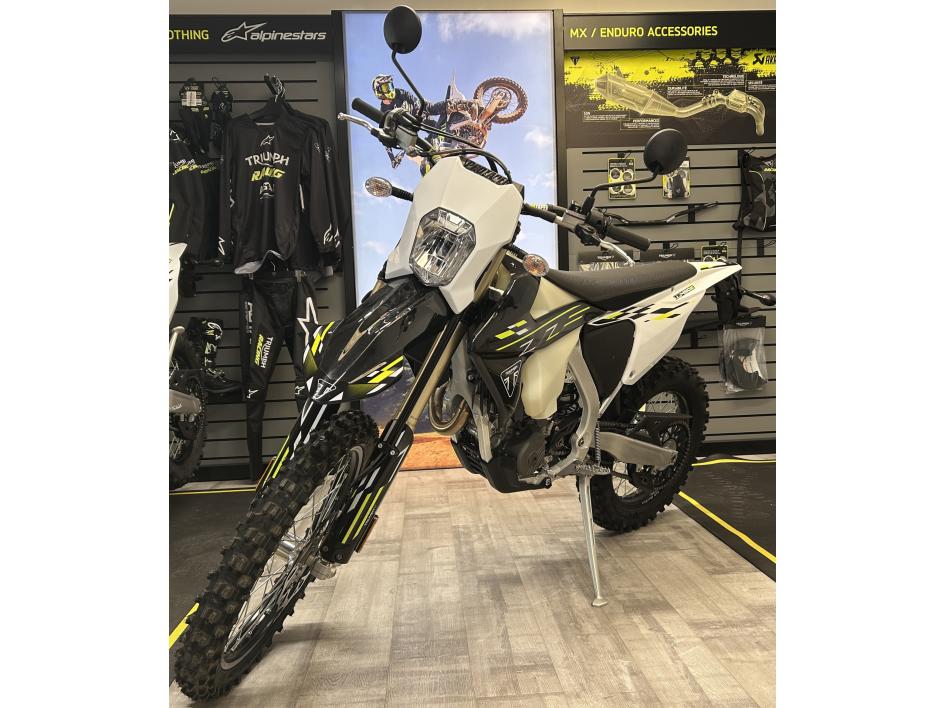 TRIUMPH TF 450 E