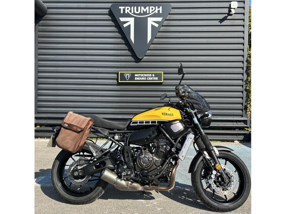 YAMAHA XSR 700